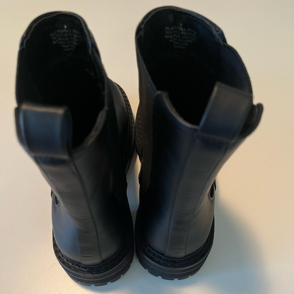 New Women’s express boot